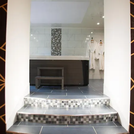 מלון אהבה La Secrete *